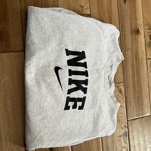 Nike sweatshirt